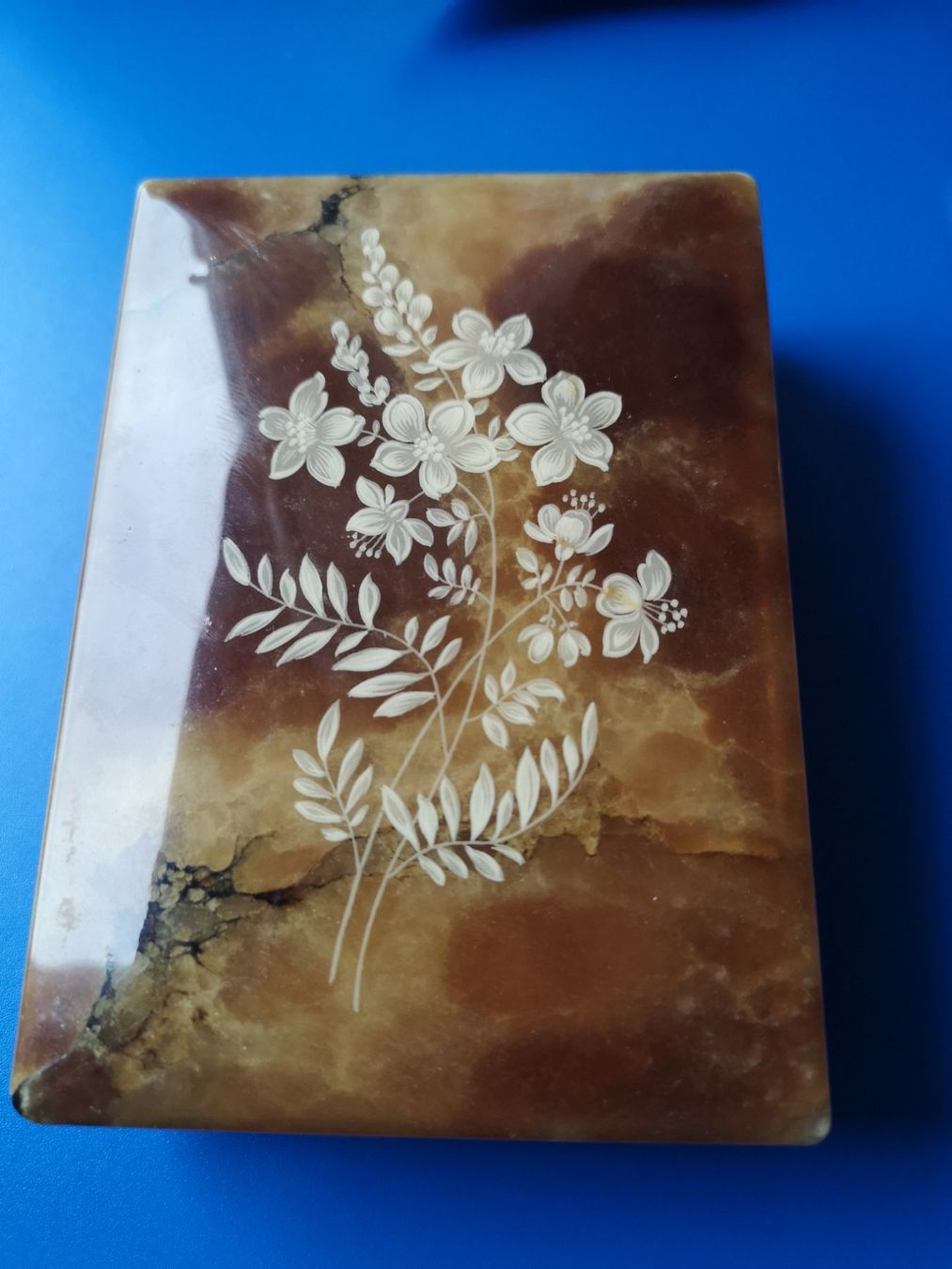 Portagioie: Schmuck Schatulle Alabaster von Romano Bianchi – Usato da Schaffhausen venduto da Leveron13 1