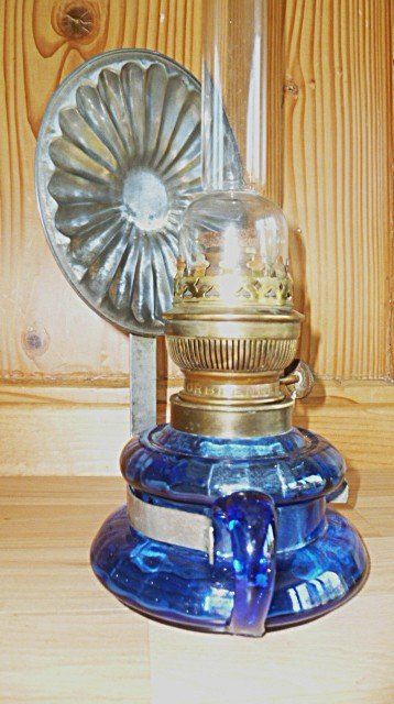 Lampade: Antike, blaue Petrollampe kompl. – Usato da Effretikon venduto da Heimstudio 4