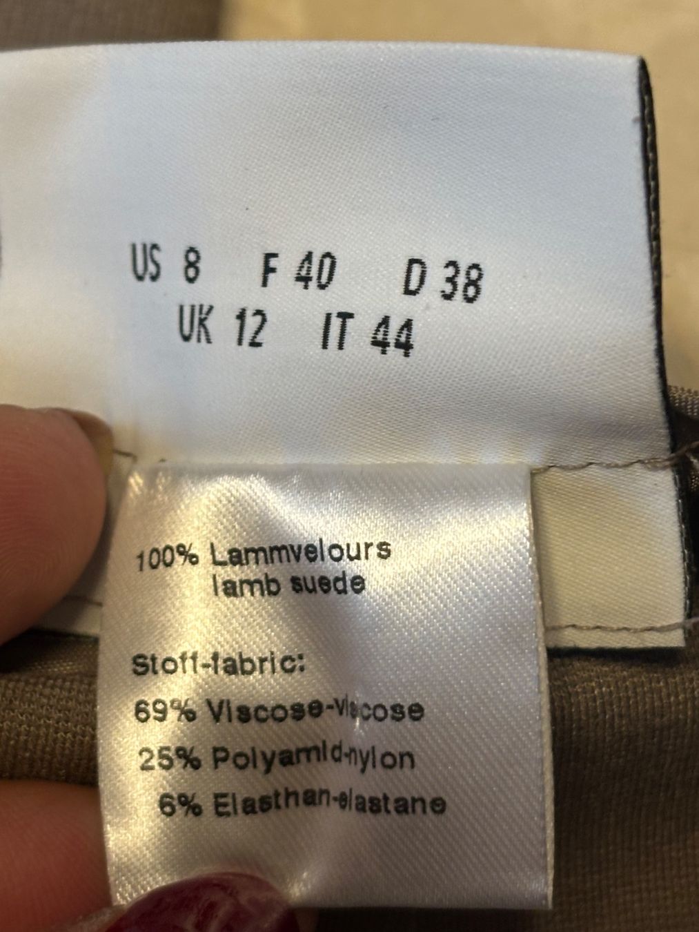 Akris Pantaloni: Akris Hose 100% Lammleder – Usato da St. Margrethen SG venduto da dijanaO 6