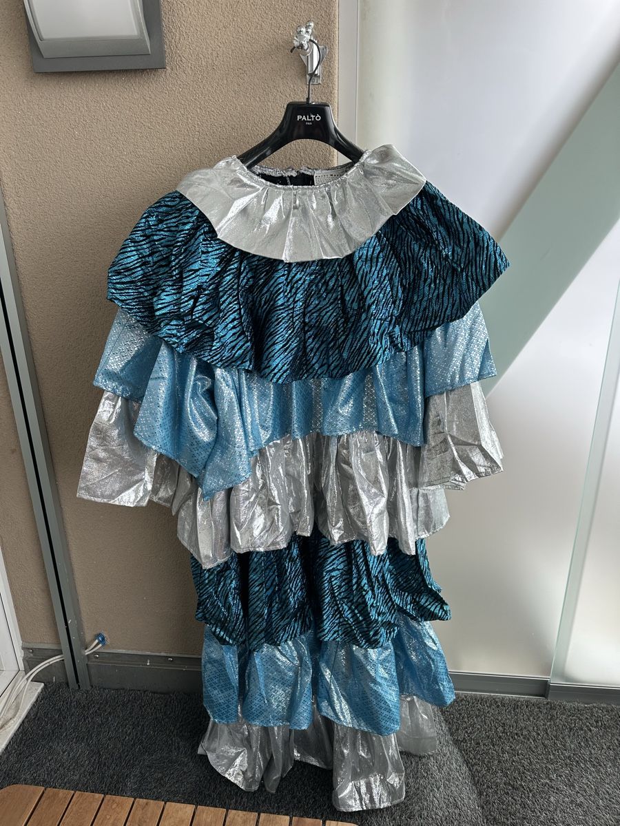 Costumes: Fasnachtskleid – D'occasion à Eich par gabry68 1