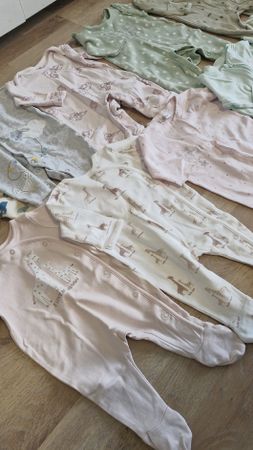  36 Stk. Grosses Baby Kleiderpaket 56 Mädchen Kleidung
