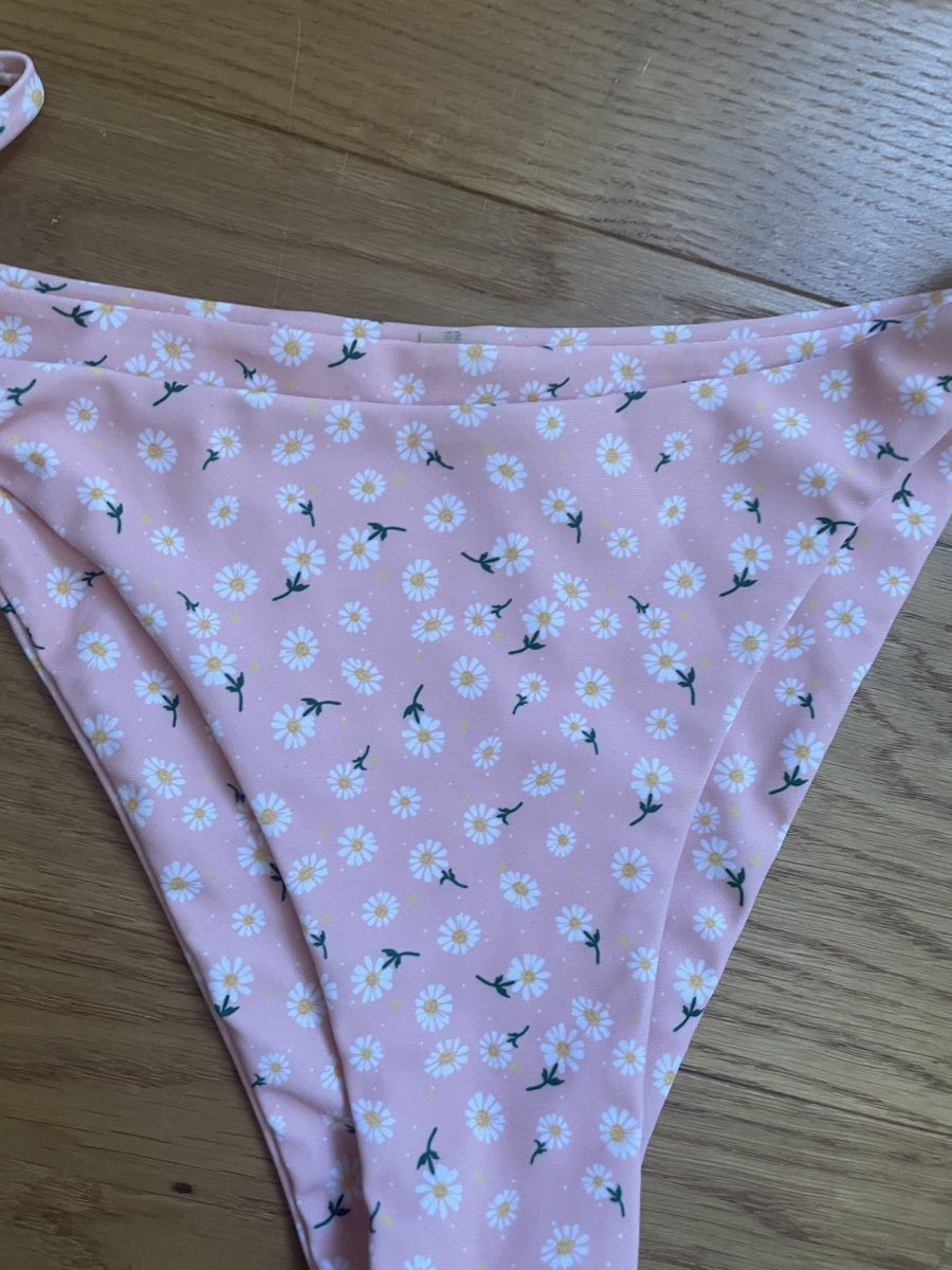 Costumi da bagno & Bikini: Zaful Bikini mit Blumenmuster, Grösse S, Rosa – Nuovo (secondo la descrizione) da Zürich venduto da M500ZH 2