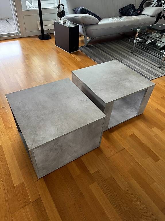 Tables de nuit: Nachttisch 2x           – D'occasion à Ostermundigen par skulls_13 4