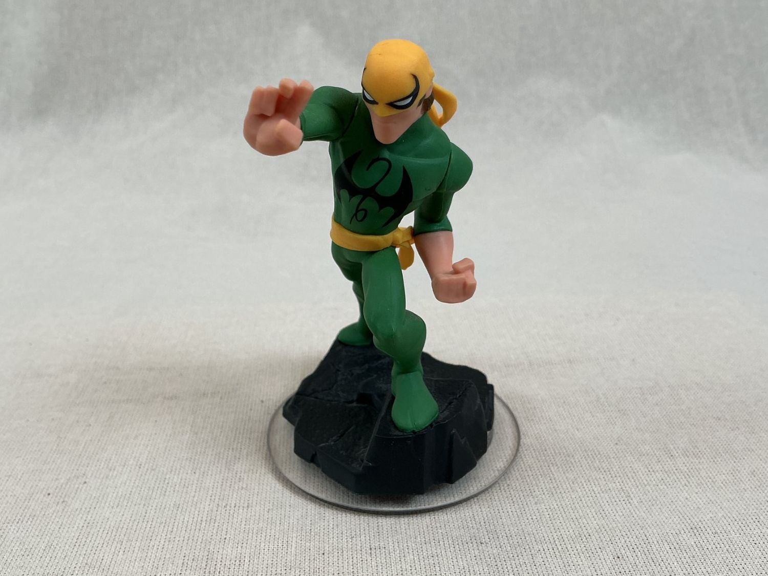 Giochi: DISNEY INFINITY 2.0 Iron Fist Spielfigur – Usato da Richterswil venduto da Restwert_Richterswil