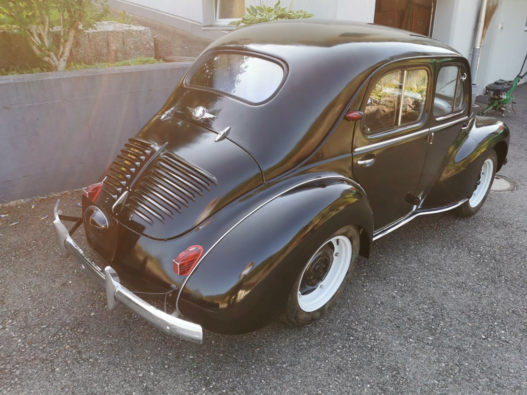 Renault Automobili: Renault Heck 4cv Cremschnitte – Usato da Vorderthal venduto da josemaec 1