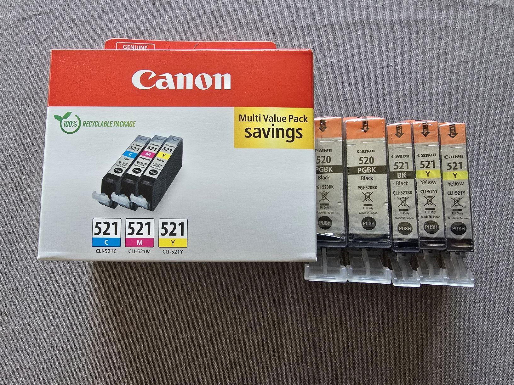 Canon Cartouches & Toner: Cartouches d'encre Canon – Neuf avec emballage d'origine à Courtelary par syllou1978