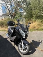Lot de 8 Scooters/motos pour export 