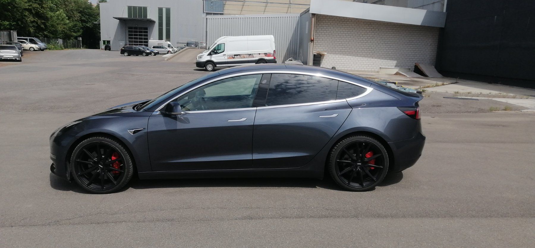 Tesla Autos: Tesla Model 3 Performance - FSD, zweifach bereift, Extras – Gebraucht aus Cham von SULZER01 3