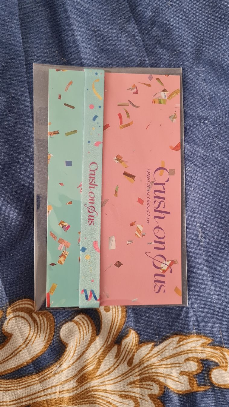 Nastri decorativi: Oneus Crush On Us Phone Strap – Nuovo e nell'imballaggio originale da Rüti ZH venduto da Elisa133