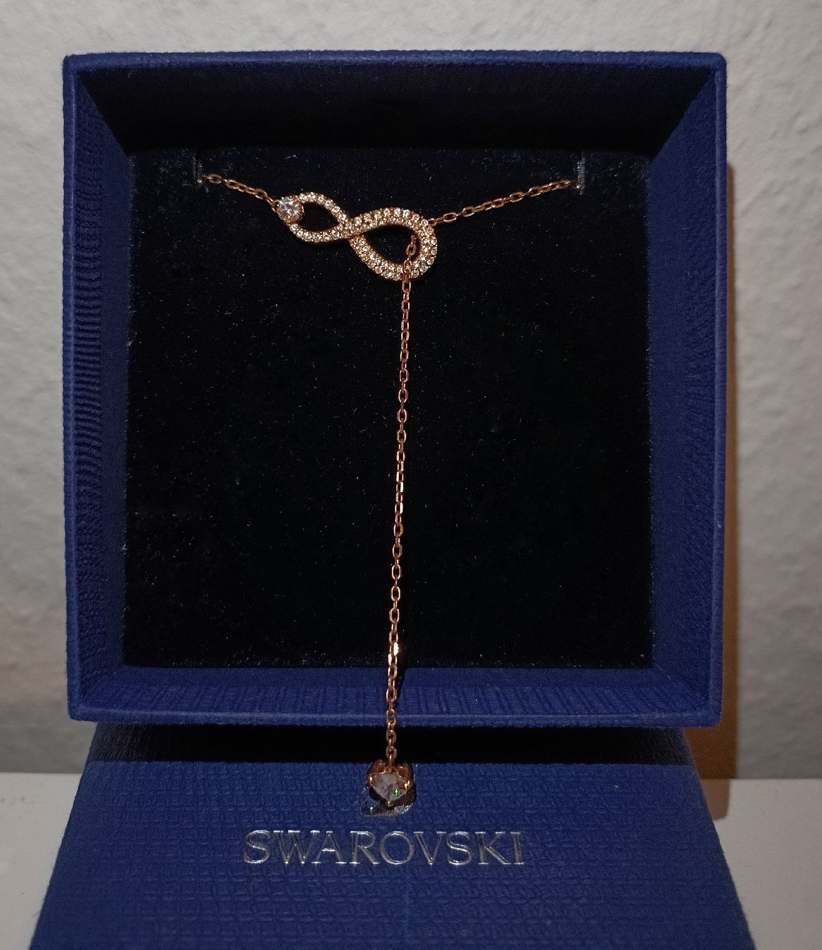 Swarovski Ketten: Swarovski Necklace Rosegold "Infinity" – Neu (gemäss Beschreibung) aus Zürich von van_hzh7 2