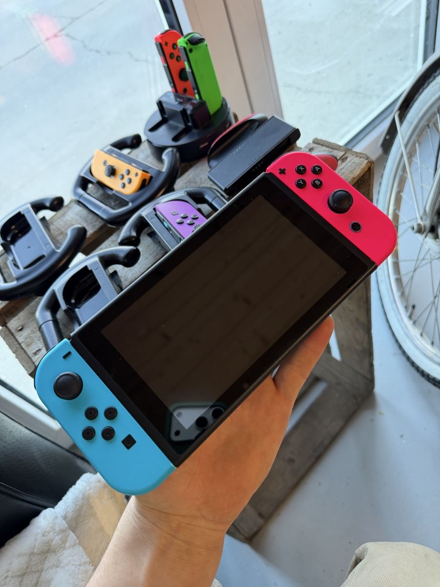 Nintendo Console: Nintendo Swicht mit Spiel – Usato da Gächlingen venduto da patschifigo 1