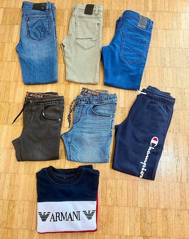 Kleiderpakete & -sets: Kinderkleider Grösse 152 und 138/142 – Gebraucht aus Zürich von giovannisp 1