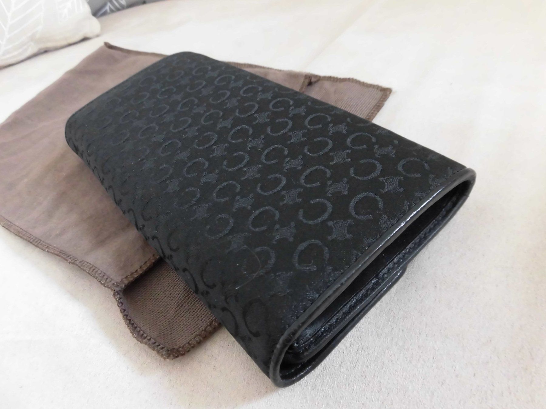 Celine Portemonnaie: CELINE portemonnaie/Wallet Black!! – Gebraucht aus Goldach von mamakotzi 3