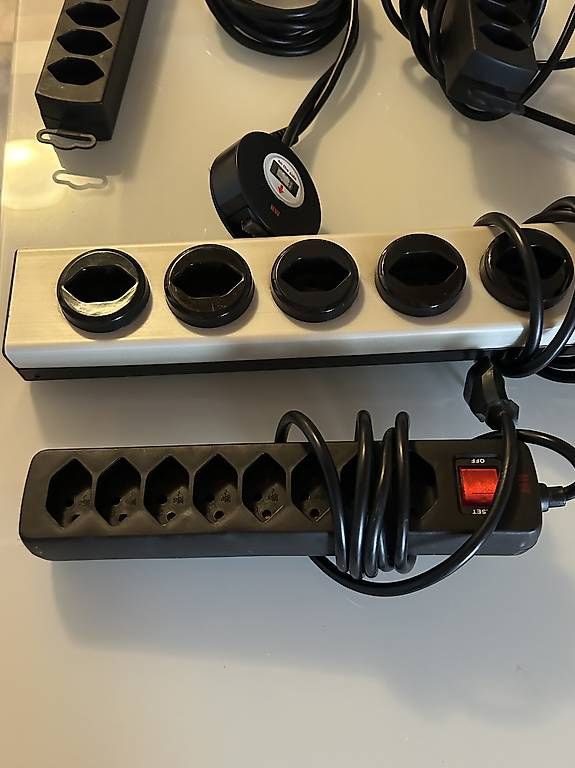 Stecker: 5 Steckerleisten Typ 13 – Gebraucht aus Müllheim Dorf von castor29 1