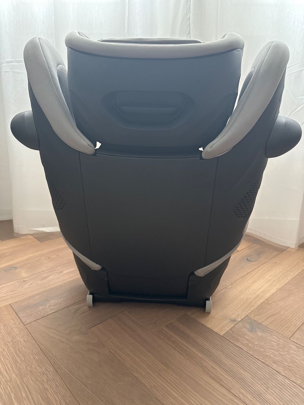 Cybex Seggiolini per auto: Cybex Kinder - Autositz Solution G2 Grau – Usato da Flawil venduto da huber-sennhauser 2