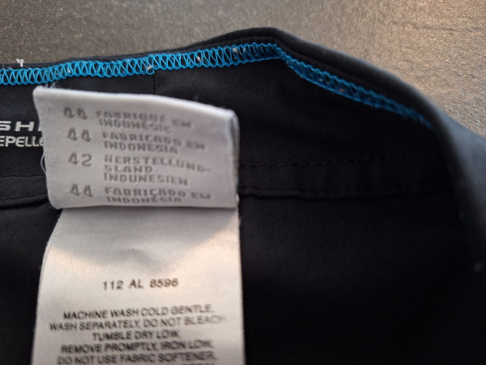Columbia Pantaloni: Columbia Wanderhose, 3/4 Länge Grösse 42 – Usato da Brittnau venduto da Norge77 2