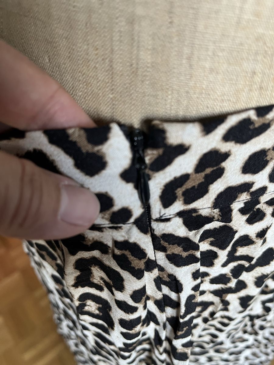 H&M Jupes: Jupe léopard taille 44 – Neuf (Voir description) à Genève par ct_fqr8 2