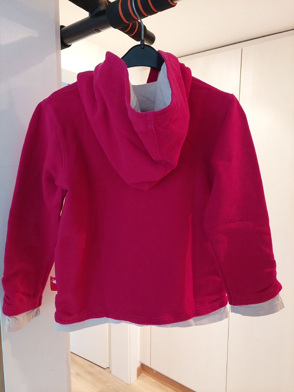 Sigikid Maglioni & Felpe: Sigikid Mädchen Kapuzenpullover Gr. 128 pink – Usato da Flims Dorf venduto da Truemorish 1