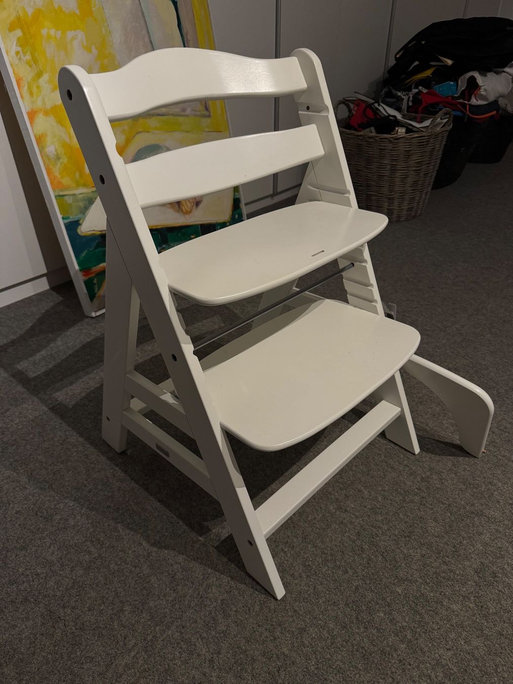 Hochstühle: Kinder Treppenhochstuhl weiss – Gebraucht aus Basel von VIO100
