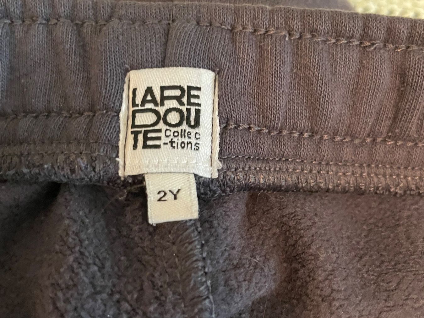 La Redoute Kleiderpakete & -sets: Joggpants & Pullover Set, Grösse 2Jahre, Top Zustand! – Gebraucht aus Bülach von bjoernbenny 2