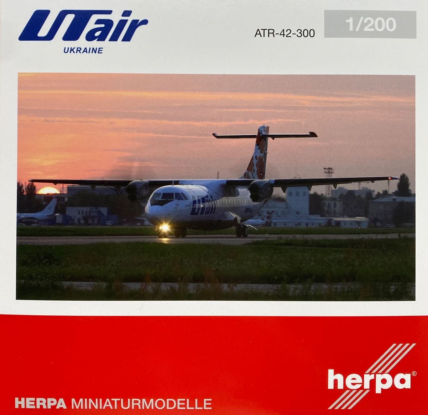 Herpa Modellbausätze & Standmodelle: Herpa Wings 572651 "UTair-Ukraine" – Neu und originalverpackt aus Sursee von Toni-SpielSursee 1
