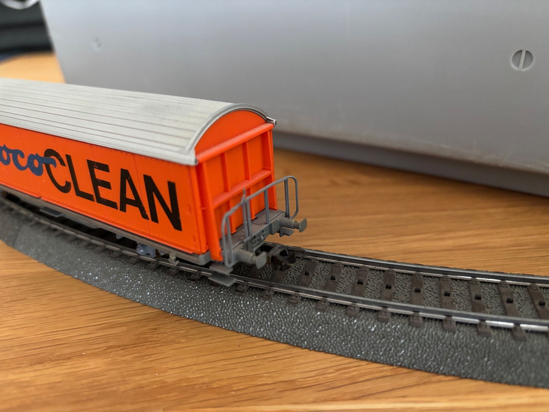Märklin Modellini di ferrovie: Wagen RocoClean - Roco 44340A – Usato da Bremgarten AG venduto da Trombone98 2
