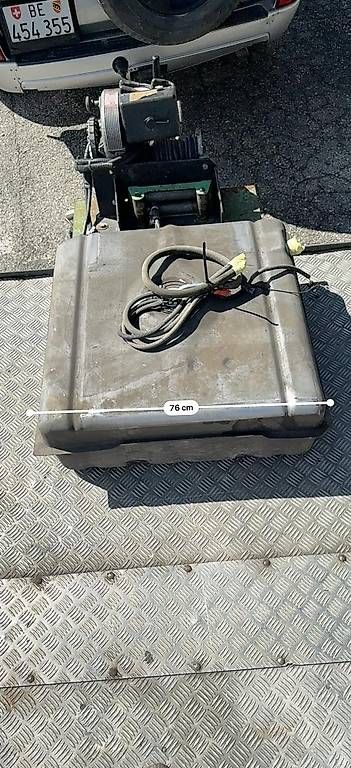 Chevrolet Alle Autoersatzteile: Reservoir carburant Chevy G30 – Gebraucht aus pieterlen von pajero1990