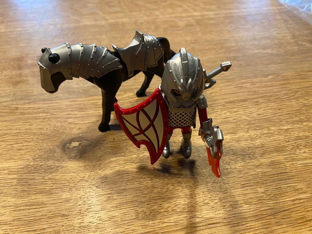  Playmobil Ritter mit Pferd (Gebraucht) in Müllheim Dorf für CHF 18 