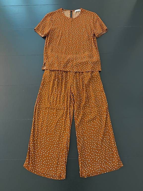 Pantaloni: Samsøe Samsøe Set Hose & Top – Usato da Chur venduto da TanusJ