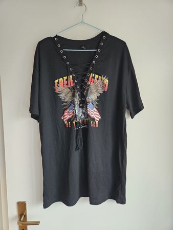 Schwarzes Shirt Kleid mit Adlerprint von Shein