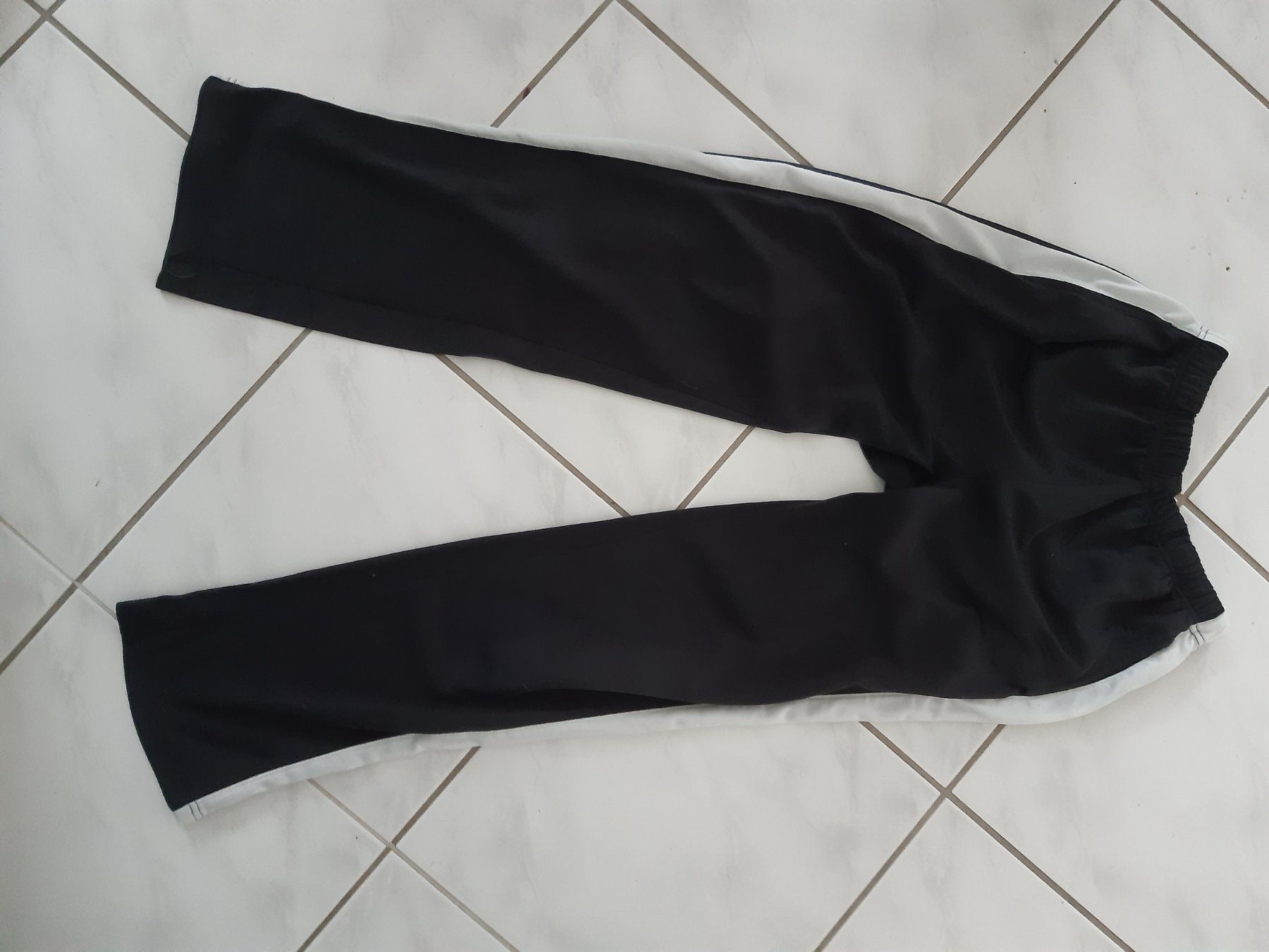 Pantaloni: Hose Grösse 164 – Usato da Mülligen venduto da gipseli