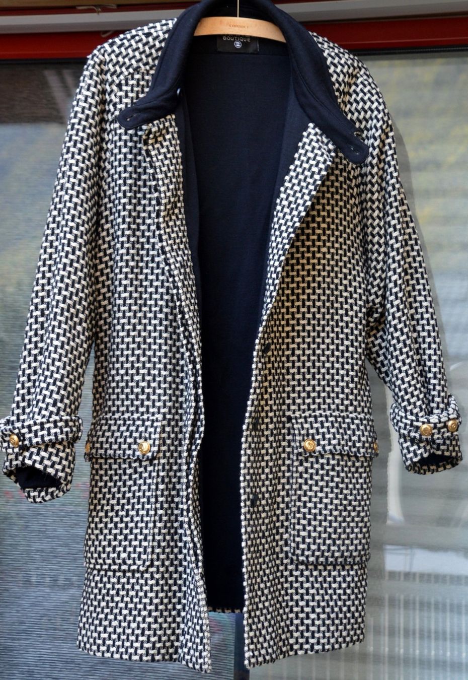 Chanel Cappotti: Mantel / manteau CHANEL – Usato da Collonges venduto da Auganien 2