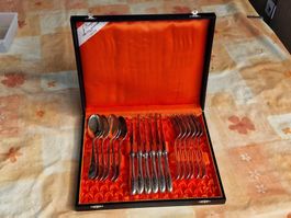 Silber 90 je 6 kleinere Löffel + Gabel + Messer mit Box
