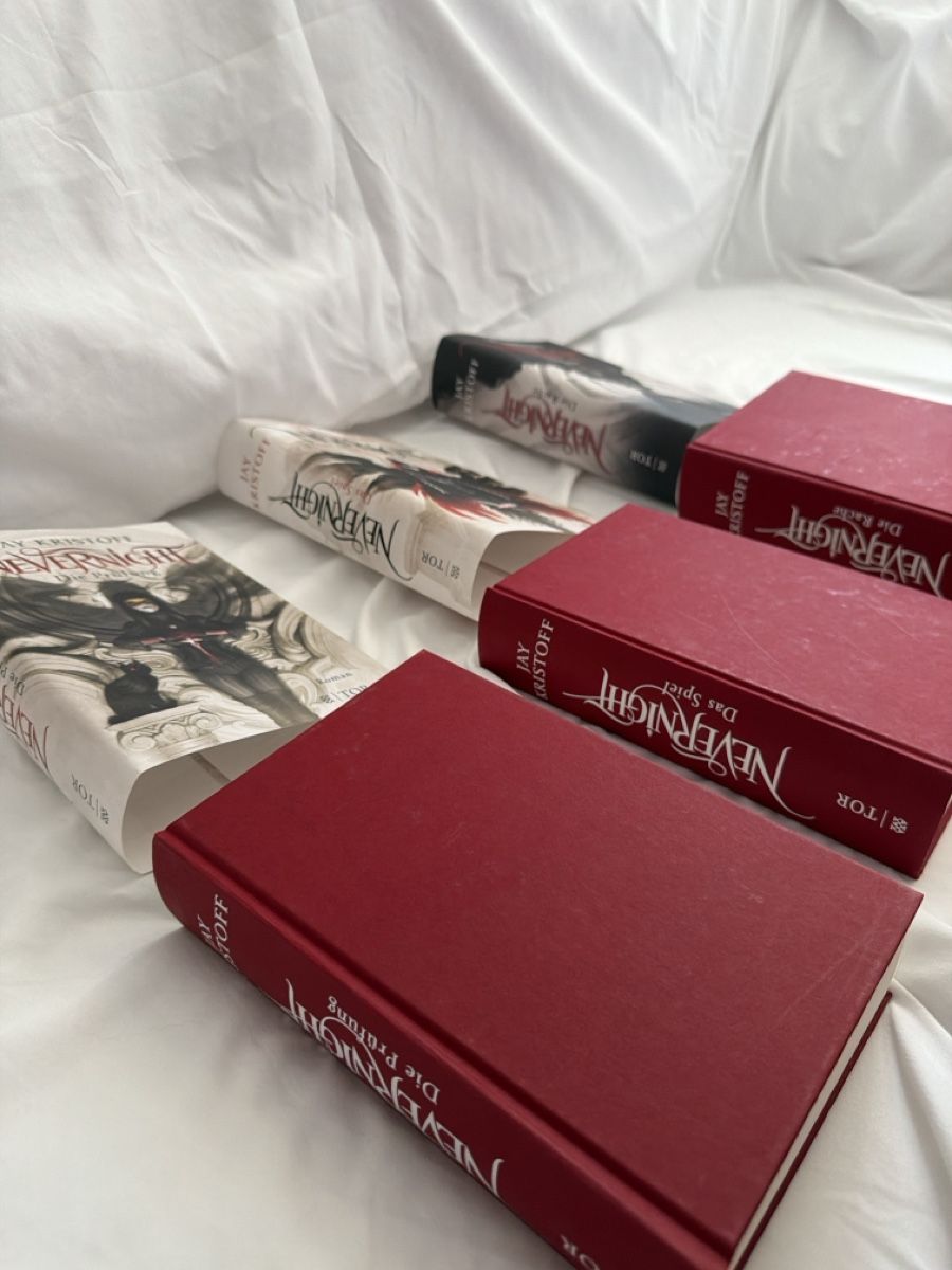 Libri: Jay Kristoff – Nevernight Chroniken – Usato da Urnäsch venduto da _._naomi_._ 2