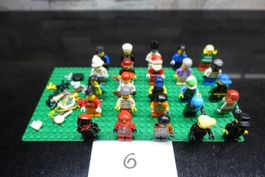 25 Stk. versch. Legofiguren (6)
