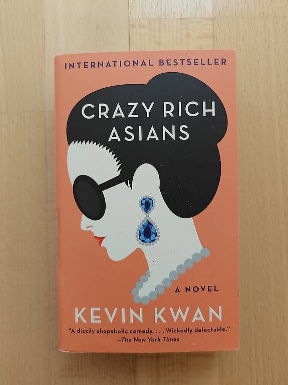 Libri: Book "Crazy Rich Asians" – Usato da Kloten venduto da chr_rmr