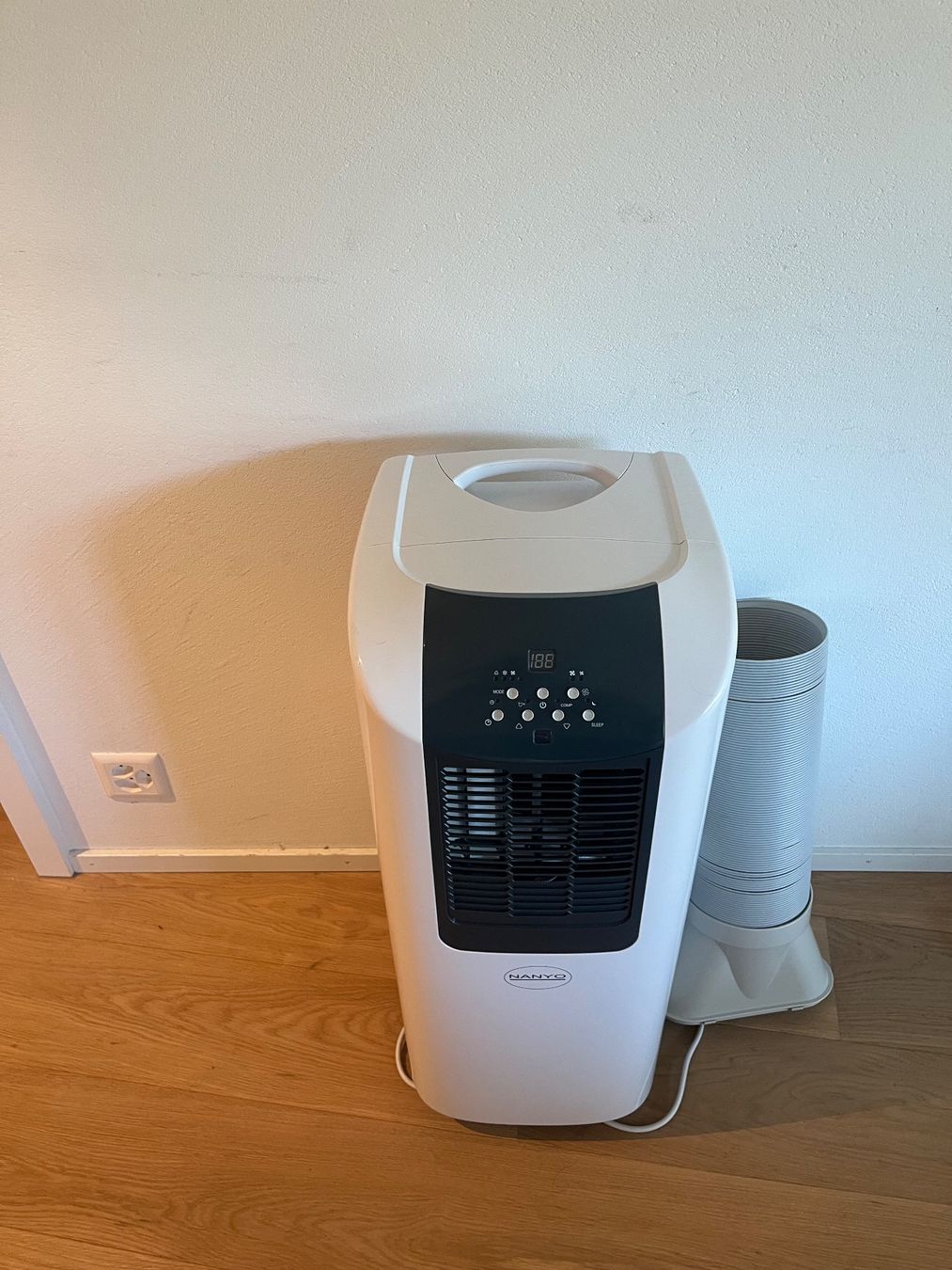 Nanyo Condizionatori: Klimaanlage / air conditioner – Usato da Zürich venduto da wil_9hpz 1
