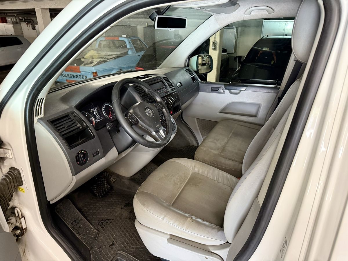 VW Veicoli commerciali: VW T5 2.0 TDI 180PS DSG 4M Langversion – Usato da Menziken venduto da Kasti1989 5
