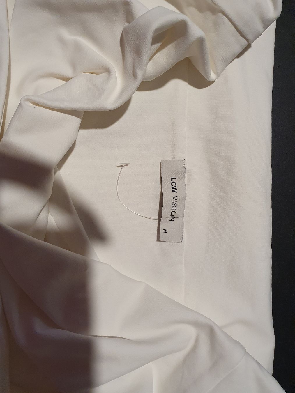 Top: Haut crème élégant, taille 38 - Style intemporel! – Nuovo (secondo la descrizione) da Neuchâtel venduto da viv_zf9x 4