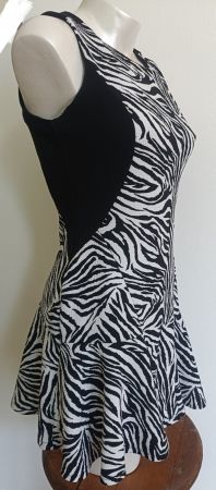Kleid Zebramuster