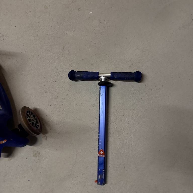Micro Kickboard: Mini Micro Scooter + Mini2Go Sitzroller  gebraucht – Usato da Münchwilen TG venduto da LuDeAn 2