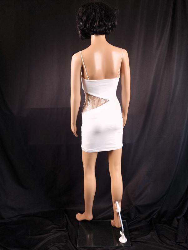 Robes: SUPERDOWN weisses Minikleid Gr. XS – D'occasion à Schübelbach par Restwert_Schubelbach 4