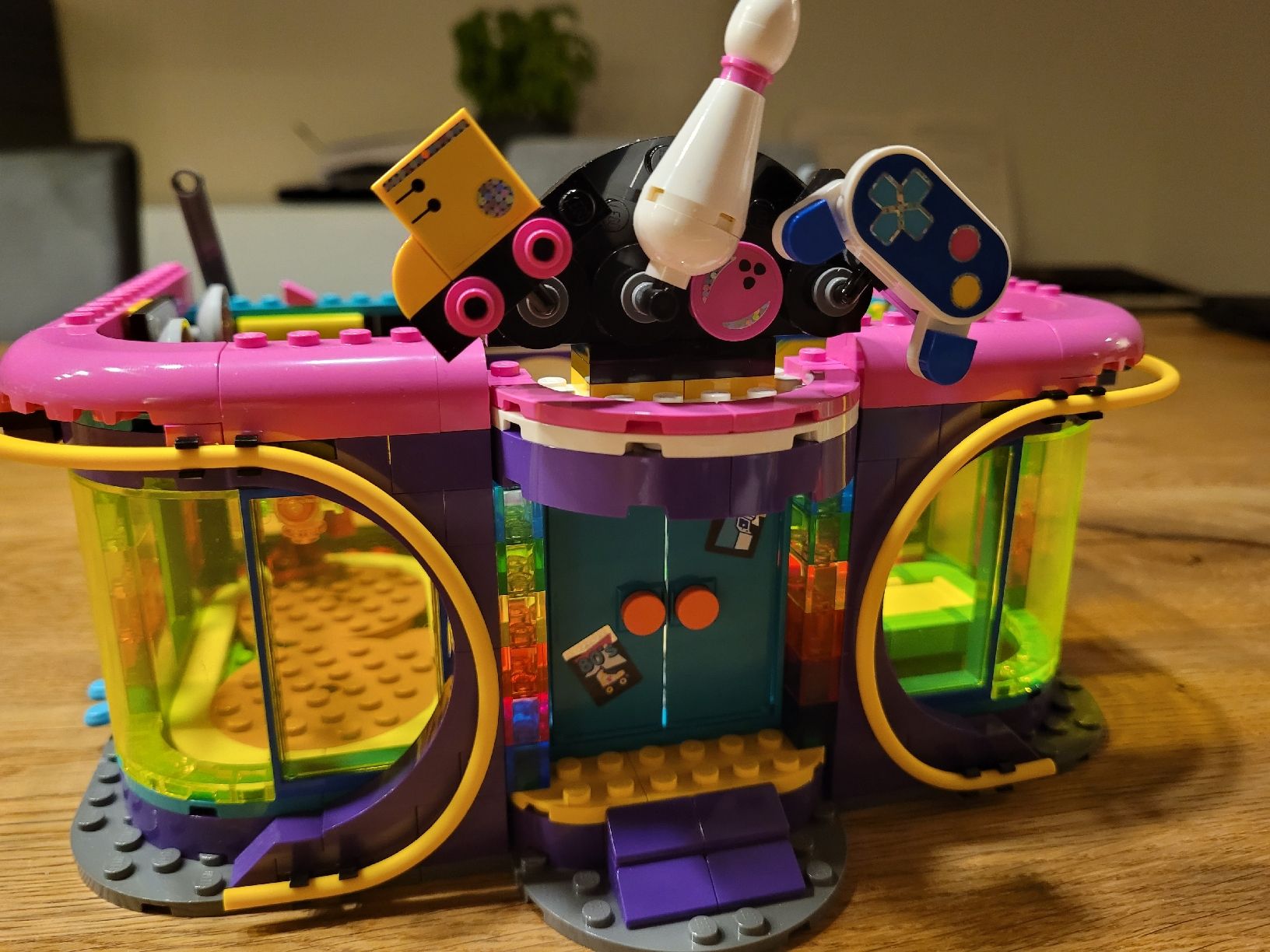 Lego Kit di costruzioni: LEGO Friends 41708 - Roller Disco Arcade - Komplett! – Usato da Oberhasli venduto da Chrisch1 5