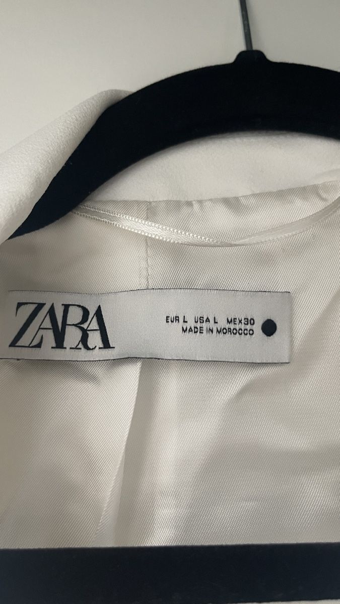 Zara Gilets & Westen: Zara Weste weiss, Gr. L – Neu (gemäss Beschreibung) aus Lausen von sim_hgp6 2