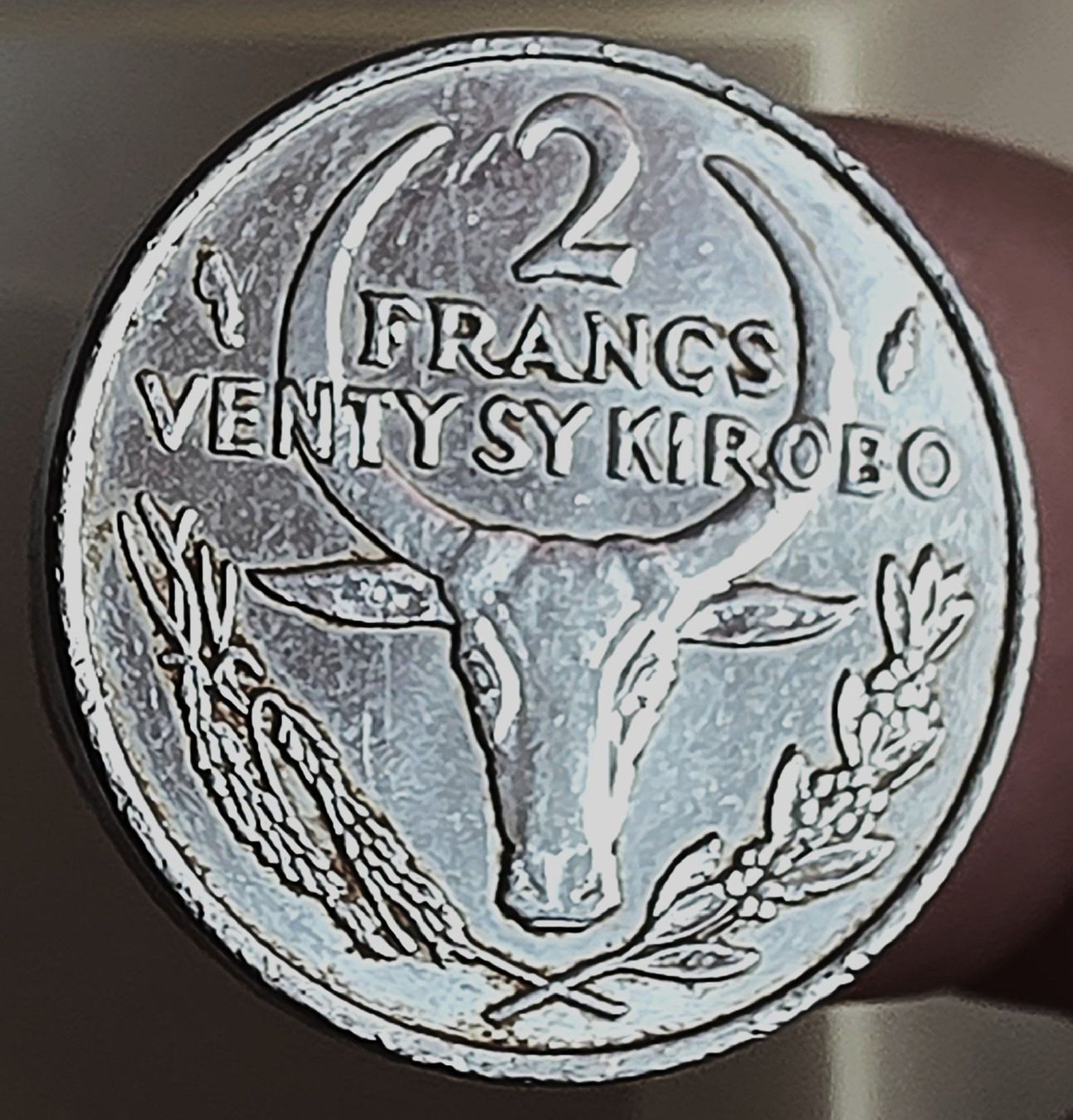 Tutti le monete: MADAGASKAR 2 FRANCS 1977 – Usato da winterthur venduto da CoinPassion