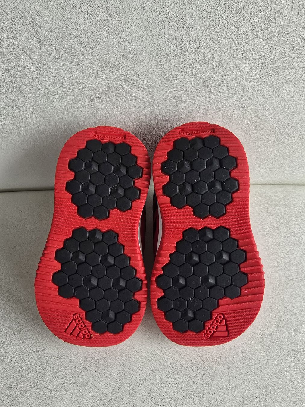 Adidas Scarpe per ragazzi: Adidas Kinder Schuhe,  Gr..20 – Usato da Rorschacherberg venduto da Olgamedved 7