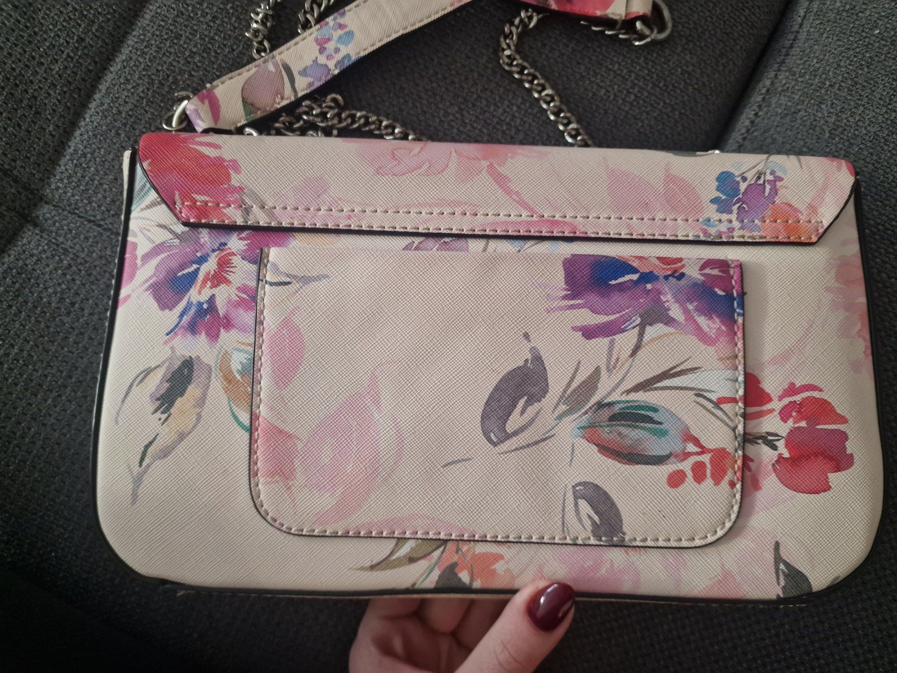Guess Borse da donna: Guess Tasche – Usato da Altishausen venduto da ter_58nj 3