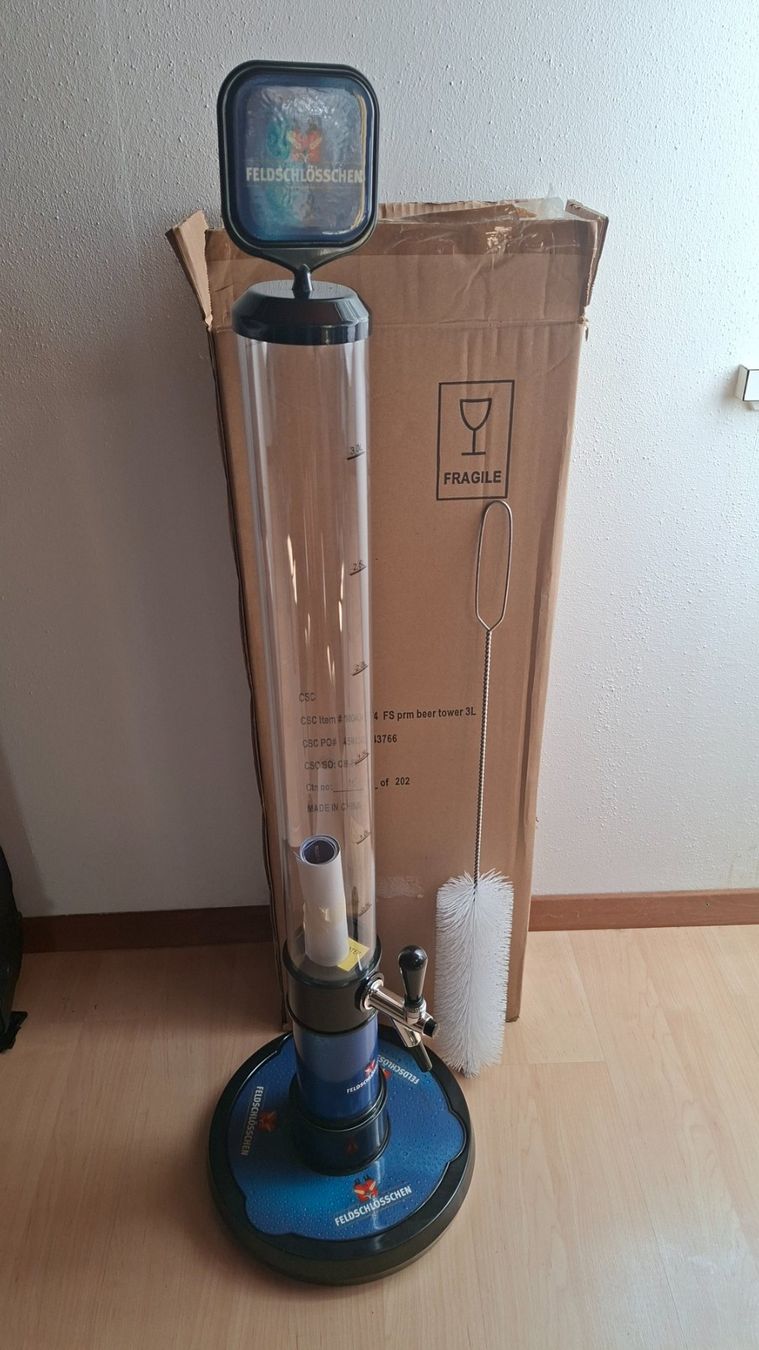 Feldschlösschen Gläser: Biertower Feldschlösschen 3L Neu – Neu und originalverpackt aus Goldau von Sarantantan