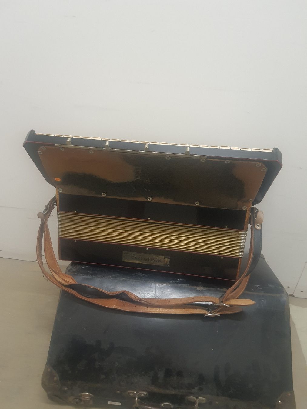 Strumenti musicali: accordéon à piano Nussbaumer avec coffre  – Usato da Pont-de-la-Morge venduto da Mirabelle0 6