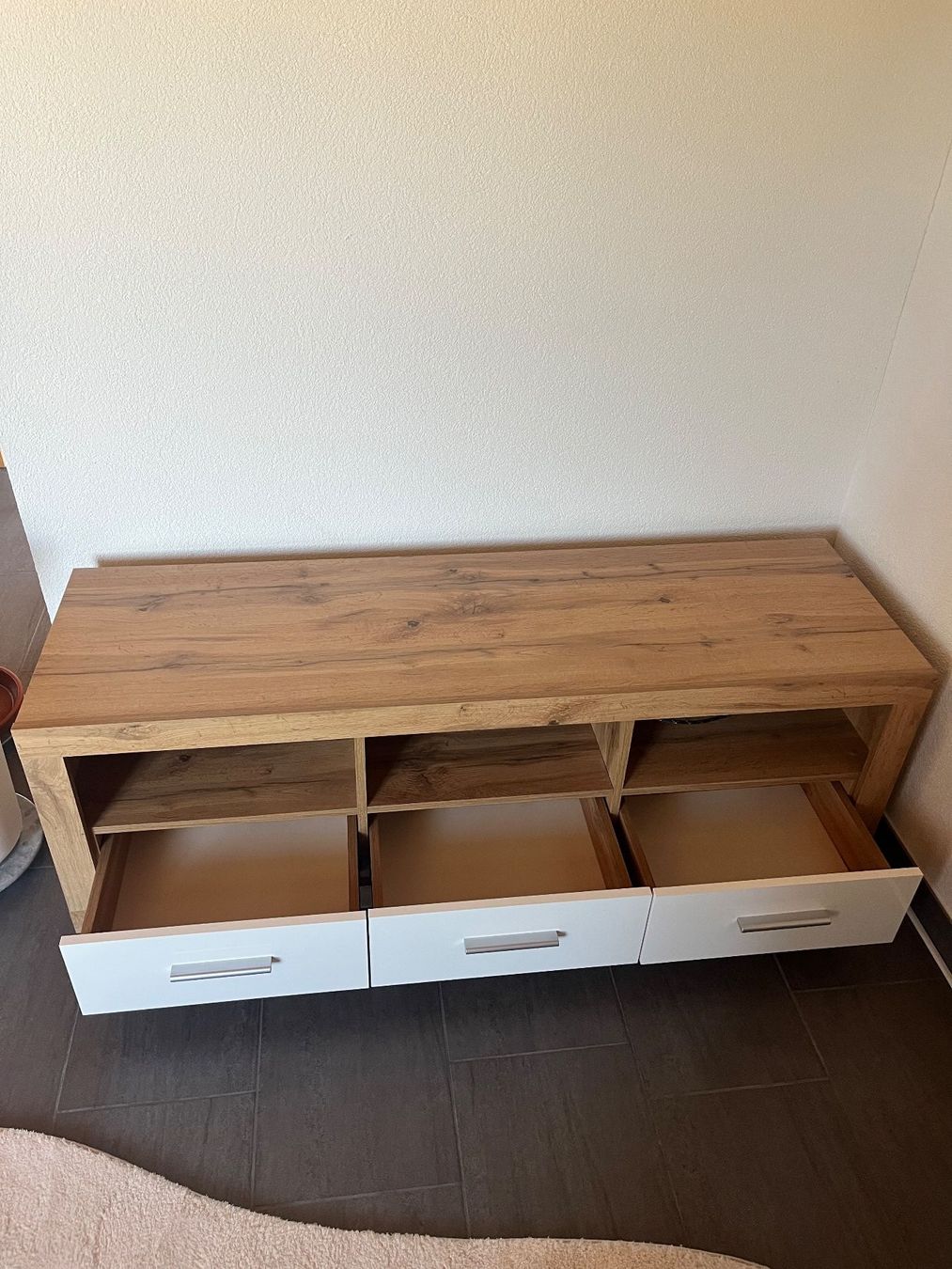 TV Möbel: TV-Lowboard – Gebraucht aus Buchs AG von lucazubi7